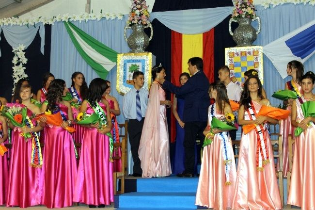 Sara García Fernández, elegida Reina de las Fiestas de la Hispanidad 2015