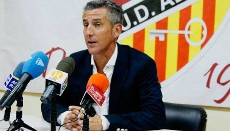 Alejandro Ceballos, nuevo técnico del Recre