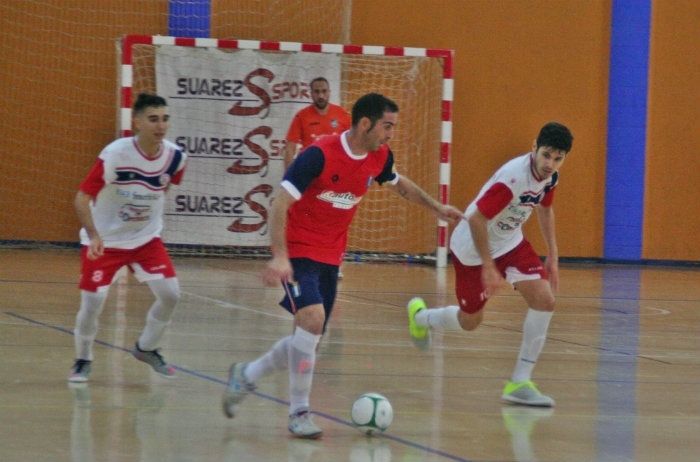 La Palma gana 5-3 el derbi a un Recre Autoparts que ya es colista