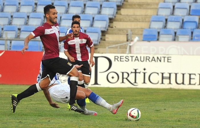 Núñez evita el suicidio (1-1)