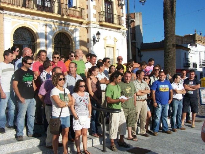 Los trabajadores del Consistorio de Valverde protestan por los despidos