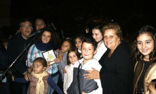 Nieve, música y belenes en la Plaza de las Flores de Isla Cristina