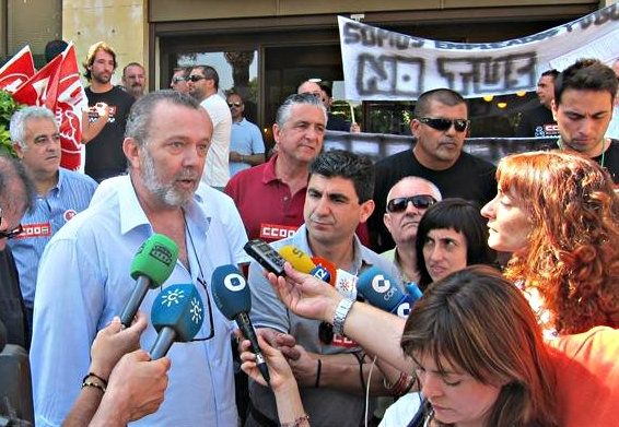 El comité de empresa del Puerto aplaude la salida de Manuela de Paz y espera que Barrero tenga 'otro talante'
