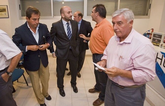 Los uruguayos ningunean al presidente del Recreativo en la LFP