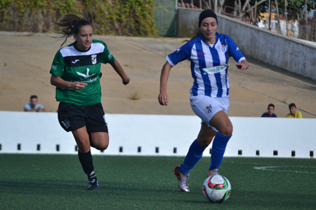 Triunfo del filial del Cajasol Sporting ante el Extremadura (2-3)