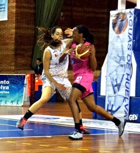 Conquero sigue su inercia ante un duro Campus Promete (95-80)