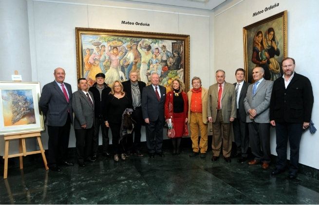 La exposición de los fondos pictóricos de Caja Rural del Sur convoca al mundo cultural onubense
