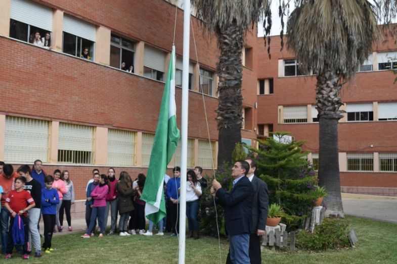 ‘Mi Huelva’ llega al IES José Caballero con motivo del 28F