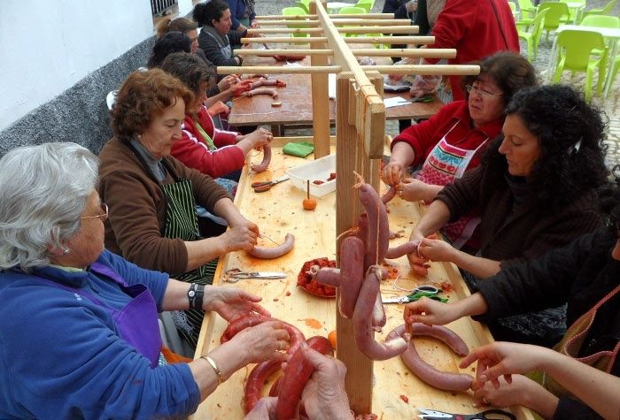 Linares de la Sierra celebrará este fin de semana su matanza y cocido tradicional