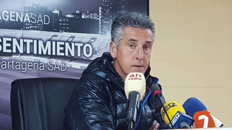 Ceballos: “Llevamos más de un golpe en la frente y esto duele”