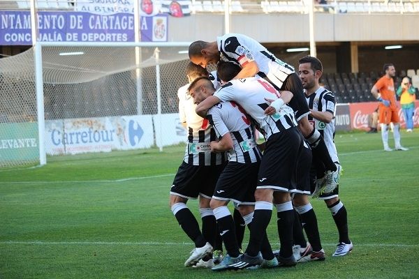 A mil años luz del gol (1-0)