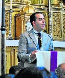 Juan Perea pregona con emoción la Semana Santa de Zalamea