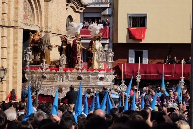 Y el Miércoles Santo se hizo la luz