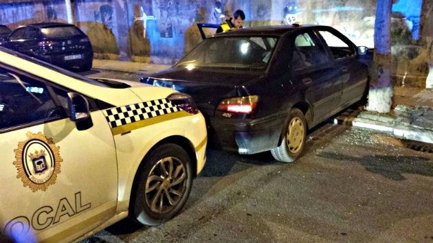 Detienen a un joven de 27 años tras empotrar su coche en la estación de Renfe y triplicar la tasa de alcohol