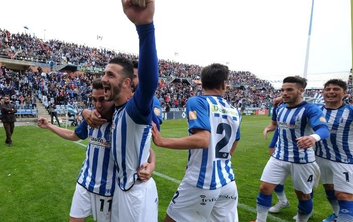 Paso de gigante y nueva fiesta en el Colombino (2-0)