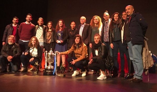 Caparrós: 'Los que deben dejar el Recre tienen que tener algo de sensibilidad'
