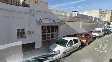 Detenido un joven de Punta Umbría tras atracar un supermercado en Alcalá de Guadaíra