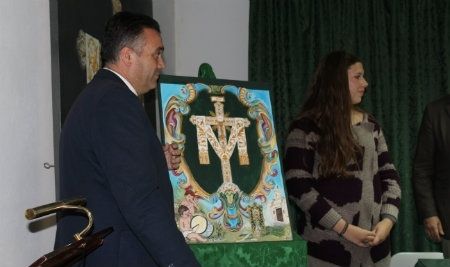 Presentado el cartel de las fiestas de la Santa Cruz de la Calle Cabo