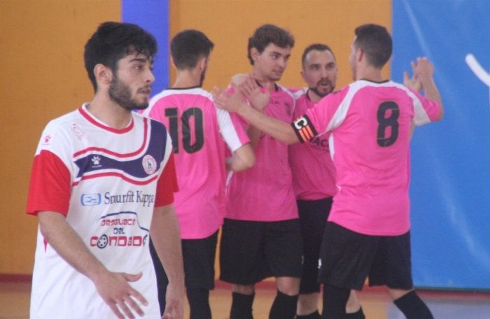 Villalba (2-5), único ganador en una jornada con derrotas de Smufit (4-7), Almonte (10-3) y Recre (3-5)