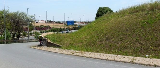 El Ayuntamiento inicia al vallado de las parcelas arqueológicas municipales del Seminario