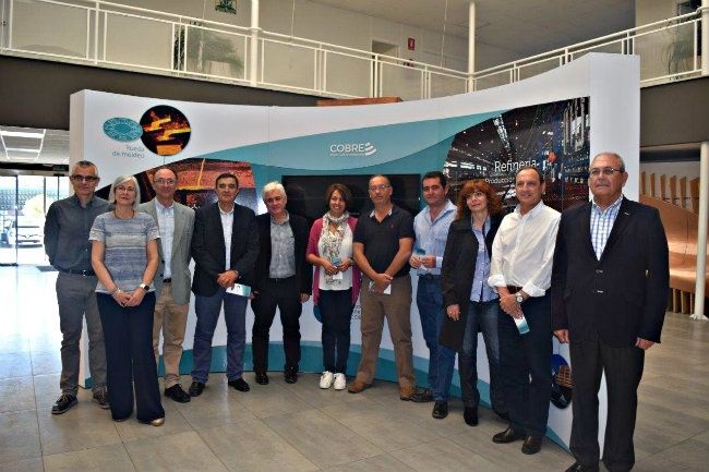 Directores de centros educativos conocen la importancia de la metalurgia del cobre y su vinculación con la provincia
