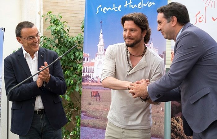Manuel Carrasco refuerza la promoción de Huelva como destino turístico