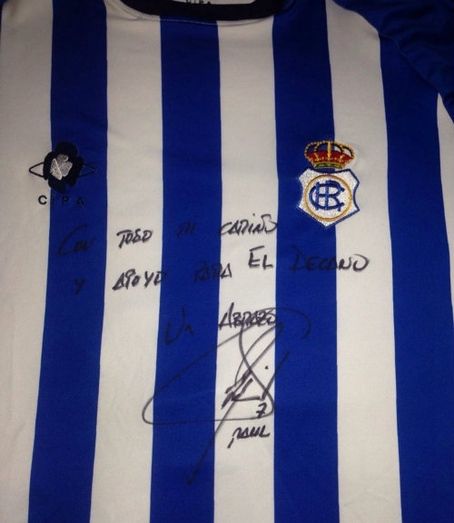 A la venta pulseras de apoyo al Recre y se sorteará una camiseta de Núñez firmada por Raúl González