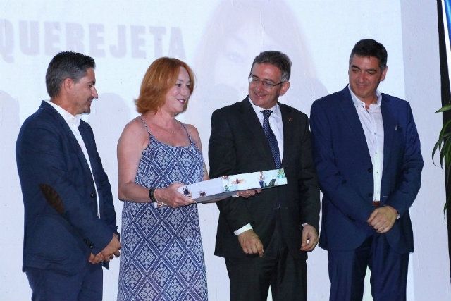 Comienza la 9ª edición del Festival de Islantilla con la entrega del Premio UHU 'Francisco Elías' a Gracia Querejeta