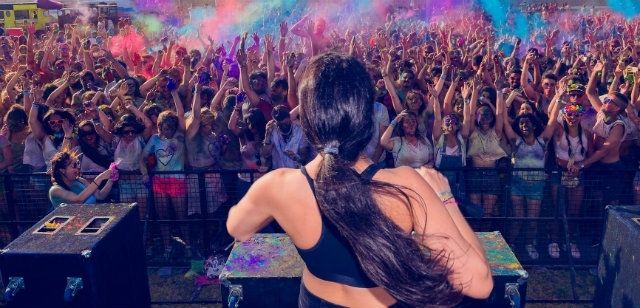 El festival de música electrónica 'ColorsTribe' acogerá a más de 2.500 personas el sábado 23 de julio en Matalascañas