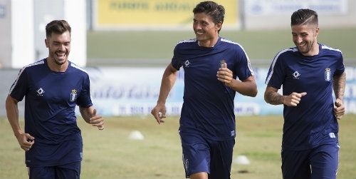 Kilómetro cero para el Recre 2016/17 con 24 jugadores y Rubén Gálvez en la grada