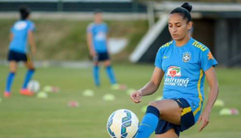 Juliete Silva, polivalente centrocampista internacional brasileña para el Cajasol Sporting