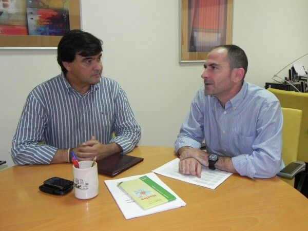 Encuentro entre el delegado de Obras Públicas y el portavoz del PSOE en el Ayuntamiento