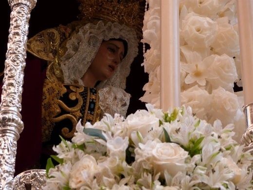 Robo en la Hermandad de la Fe: Sustraen buena parte del ajuar de la Virgen de la Caridad