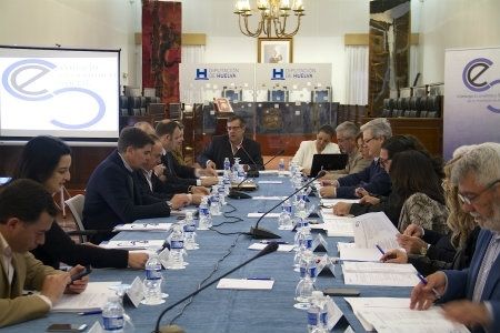 Infraestructuras, mercado de trabajo y medio ambiente centraron los dictámentes del CES provincial
