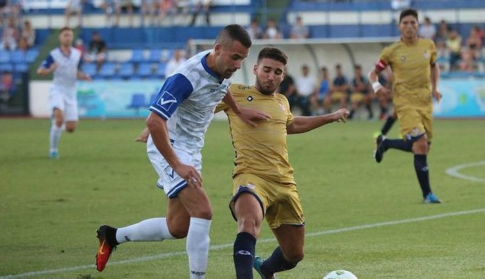 Un Decano sin suerte cae en su estreno liguero (3-1)