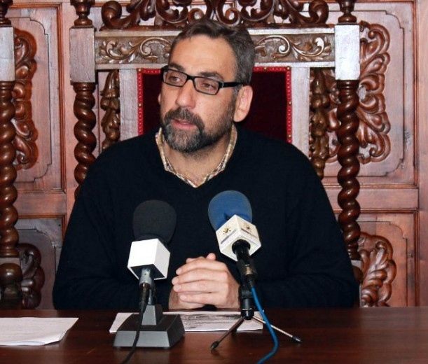 Rodríguez Castillo renuncia al acta de concejal