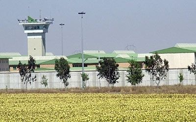 Denuncian la agresión a dos funcionarios por parte de un preso con problemas psiquiátricos