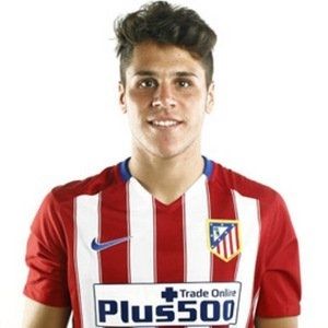 Gildoy sigue hipotecando a los futuros nuevos dueños y ficha a otro descarte del Atlético de Madrid
