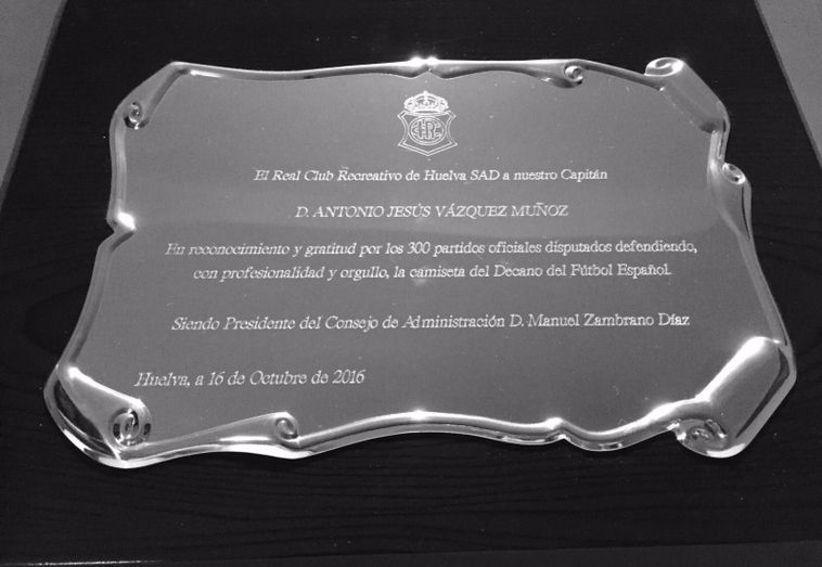 El Decano le rindió homenaje a Jesús Vázquez y a Fran Carles