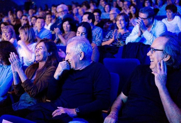 Desfile de 'celebrities' de la cultura en el Congreso del Bienestar de Ayamonte
