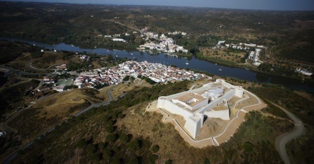 Sanlúncar, meta del Trail del Guadiana, que parte de Pomarao