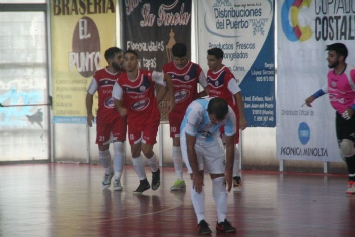 El Smurfit Kappa se lleva el derbi ante San Juan (3-6)