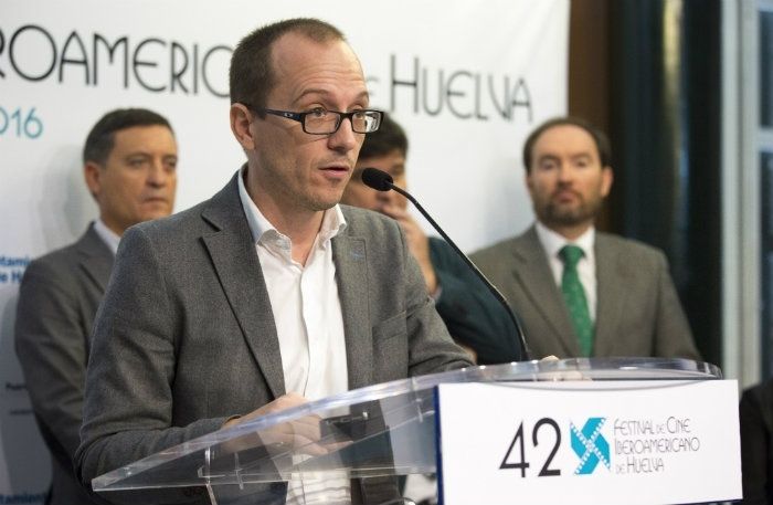 Vladimir Cruz, Ana Fernández, Iván Trujillo, Marta Velasco y Joel Poblete integran el jurado oficial