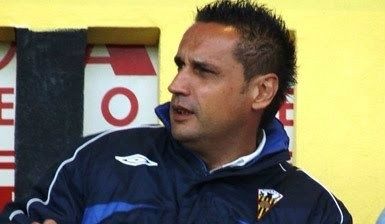 Manolo Santana: 'El árbitro llegó al campo del Arcos dándose abracitos y riéndose con el delegado'