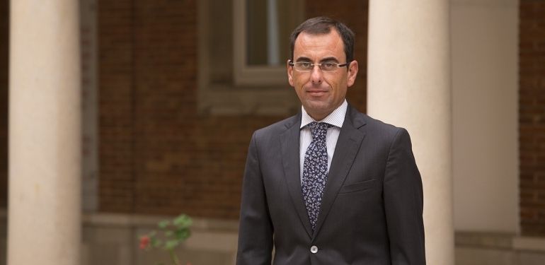 Báñez se lleva a Ángel Sánchez al Ministerio