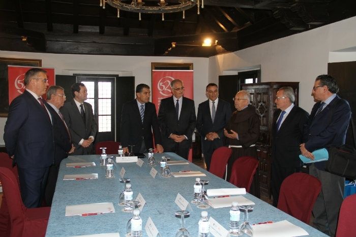 El Poder Judicial se suma a la conmemoración del 525  “para celebrar el acercamiento entre los pueblos”