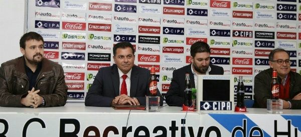 El Recre ya va por los 26 millones de euros de deuda y no podrá venderse antes del día 31 de enero