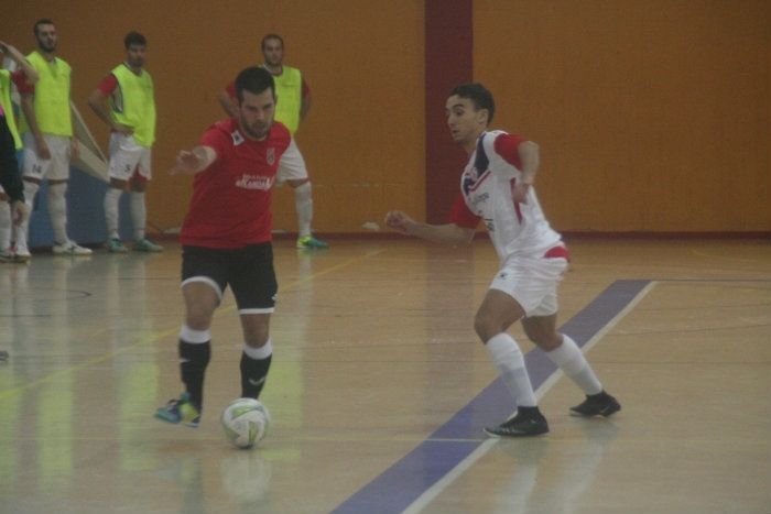 El Smurfit Kappa gana a Benalup 4-3 y Villalba empata 6-6 en Pozoblanco