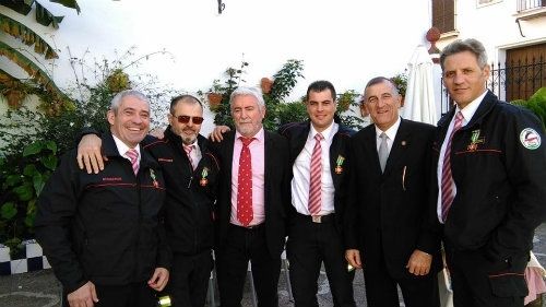 Almonte condecora a los que salvaron a la familia que fue arrastrada por el agua dentro de un coche