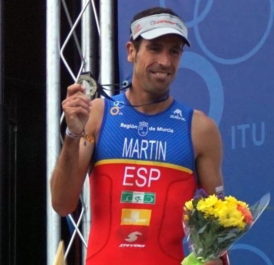 Emilio Martín: 'Es importante que se haga visible el apoyo que el Recre necesita”